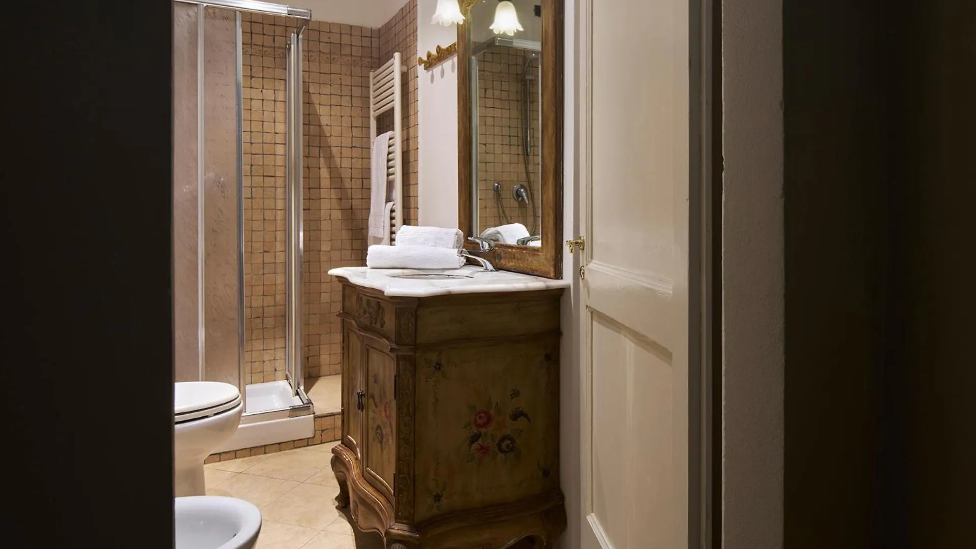 Charming & Authentic 1Br In Florence Historic Center, Near The Duomo 이탈리아